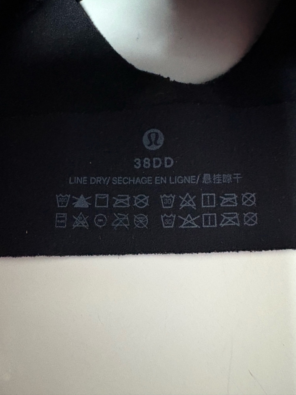 Lululemon Enlite Full Zip Black Bra Size 38DD - Picture 3 of 7